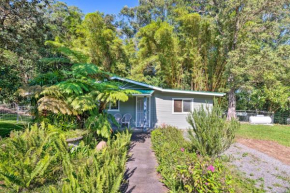 Quiet Cottage on Picturesque Honokaa Orchard